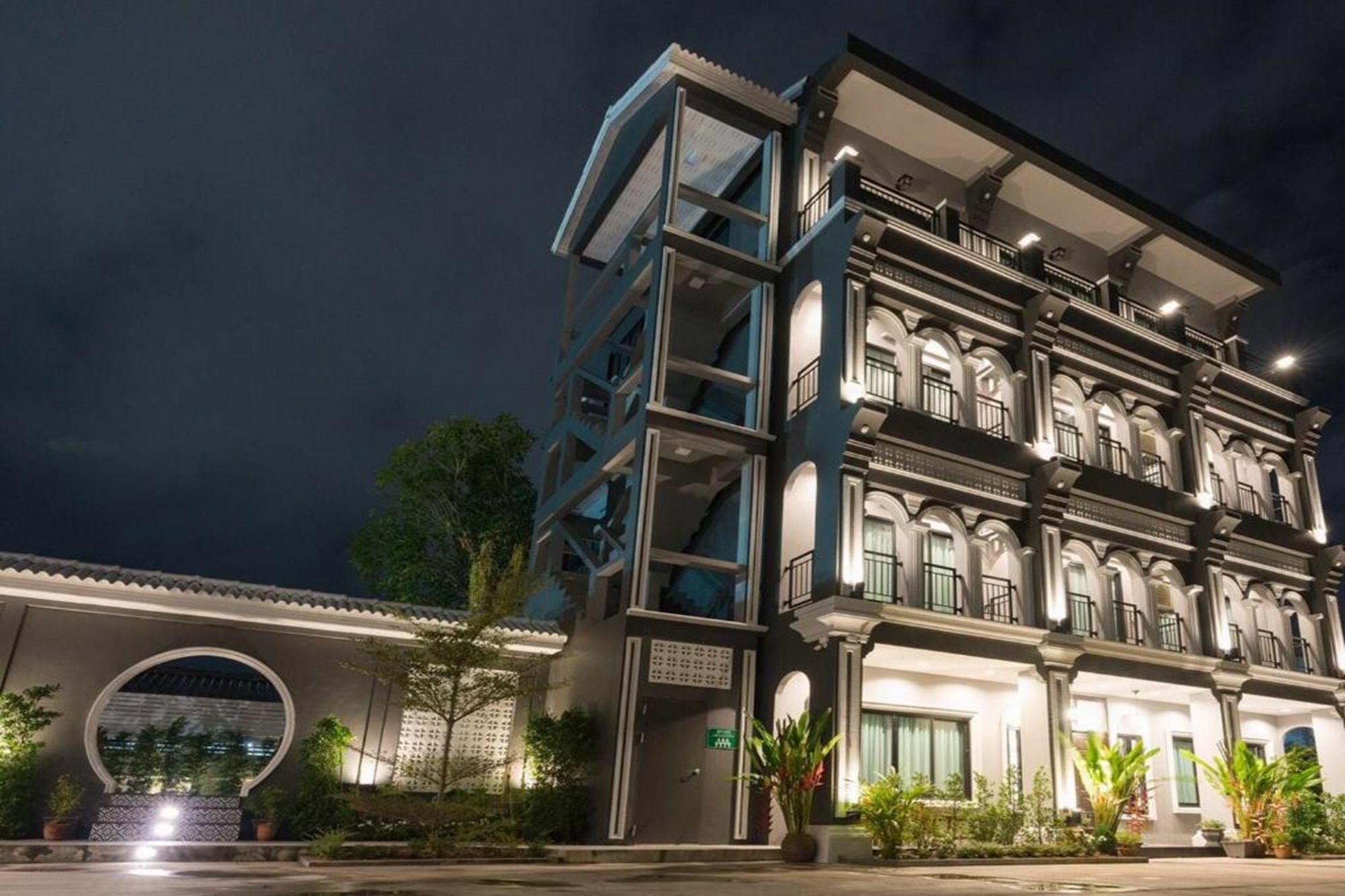 The Besavana Phuket - Sha Extra Plus Luaran gambar